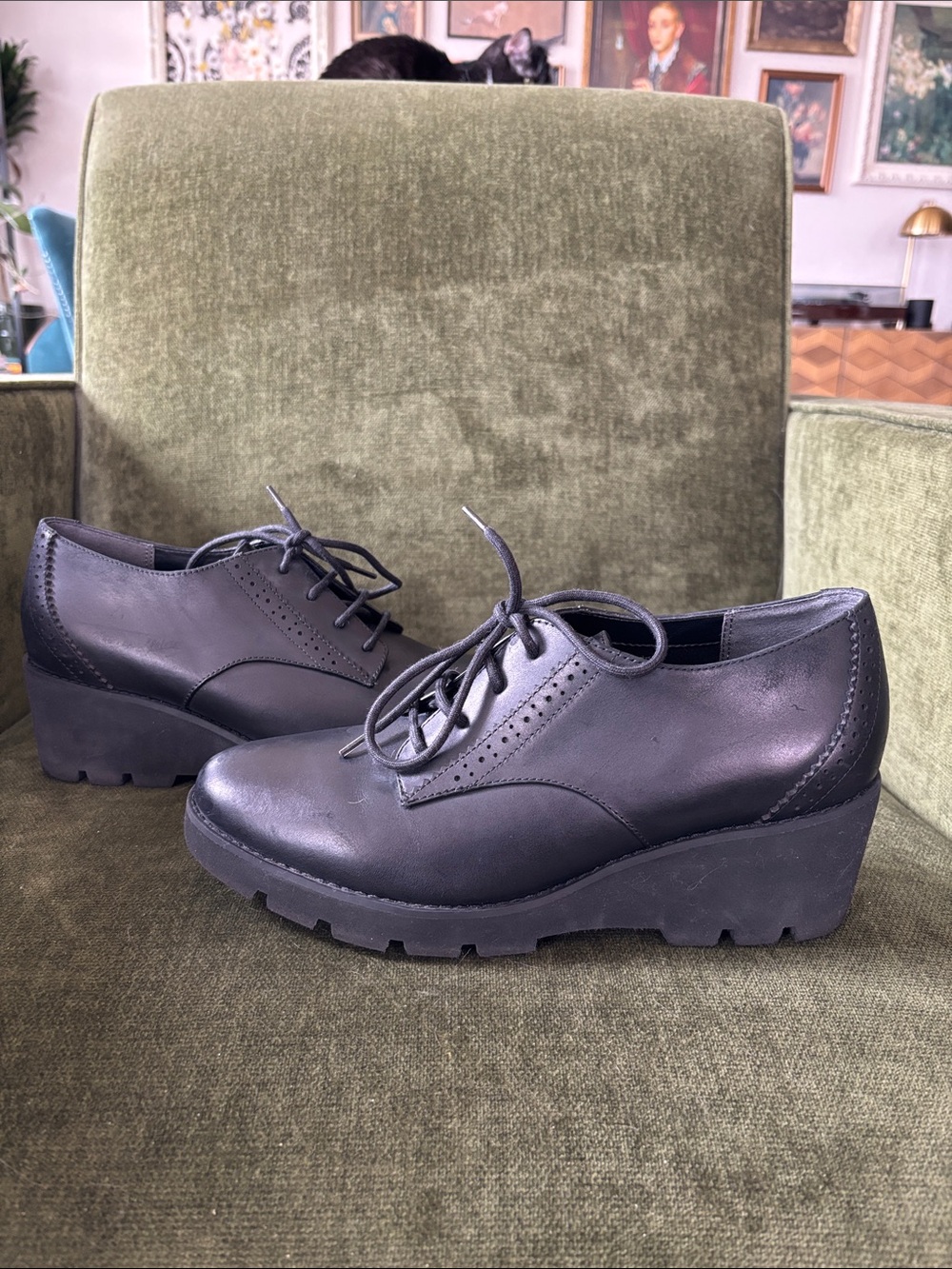 Vionic Black Leather Wedge Lace-Up Oxfords